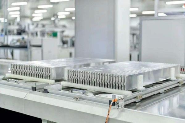neueste Unternehmensnachrichten über Die Blattbatterie besteht aus Lithium-Eisenphosphat.  1