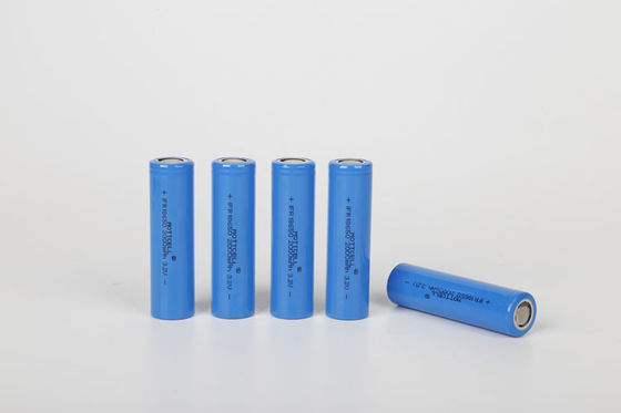 IFR 32650 Hochentladungsbatterien LiFePO4 Zelle 3.2V 6000mAh Für Sonnenlicht