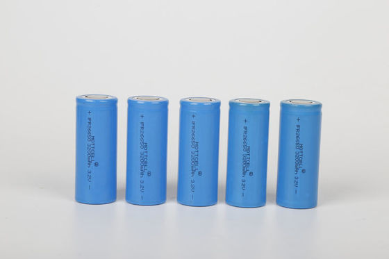 3.2V 6000mah Zylinderbatteriezelle wiederaufladbarer Tiefkreislauf 32700 32650 Lifepo4 Zelle
